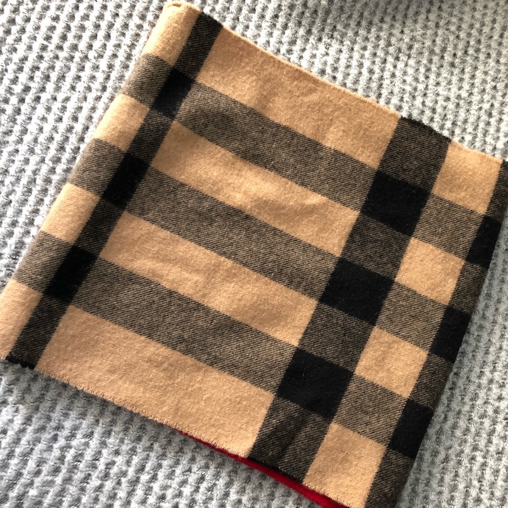 Burberry scarf